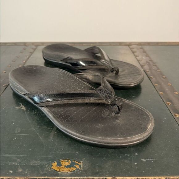 Vionic Tide II Toe Post Women's Orthotic Flip Flop Sandals - Black, US 9 - Picture 1 of 5